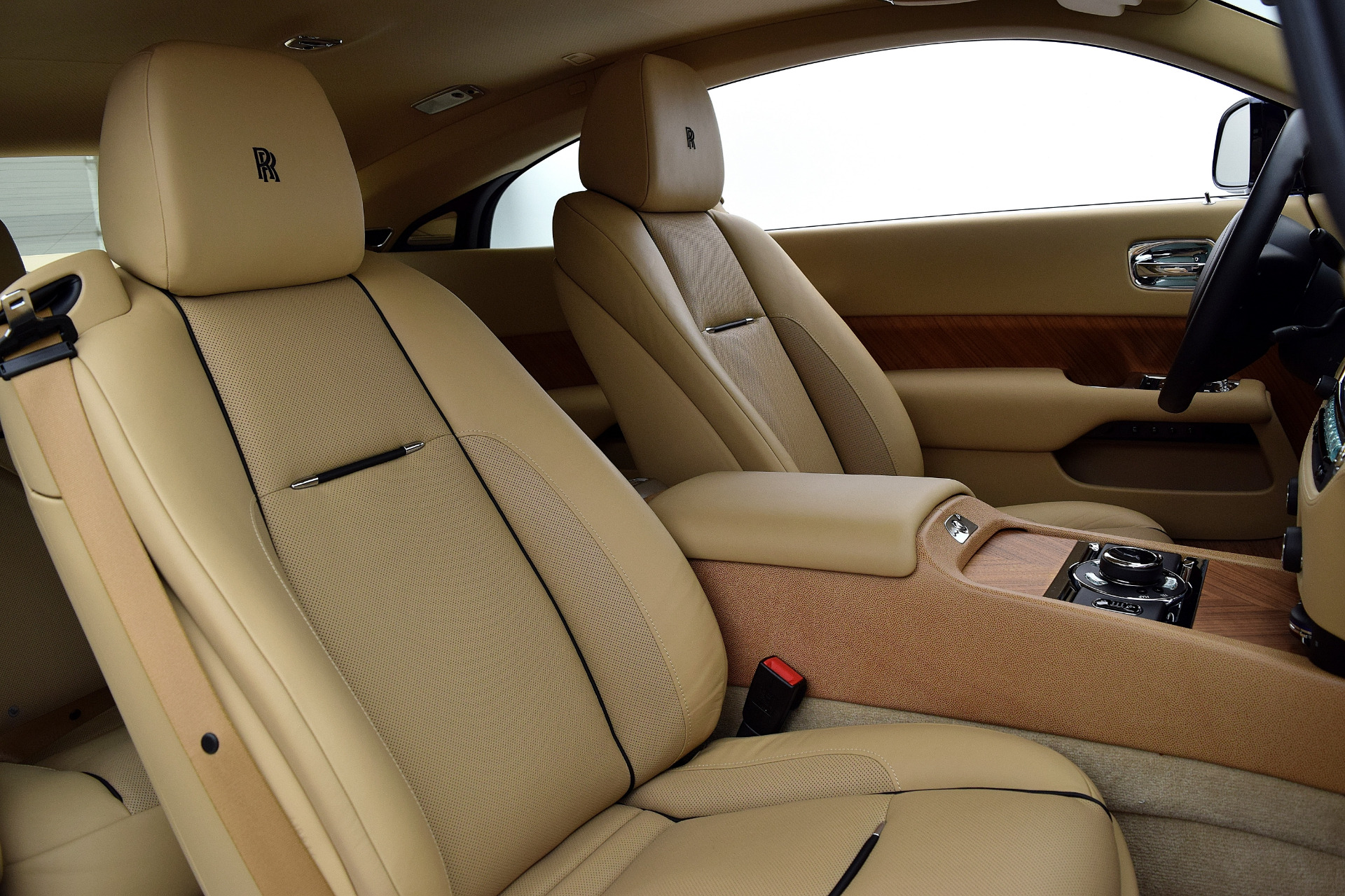 2015 Rolls-Royce Wraith Base photo 25