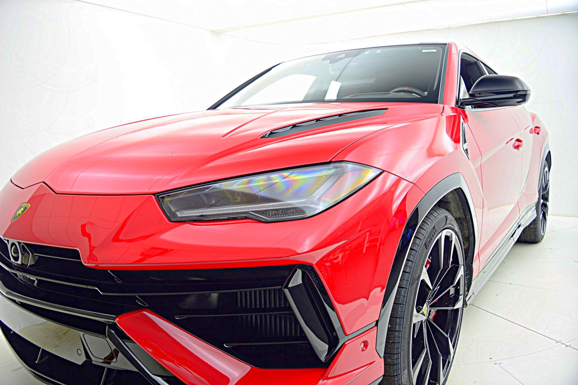 2023 Lamborghini Urus S photo 10