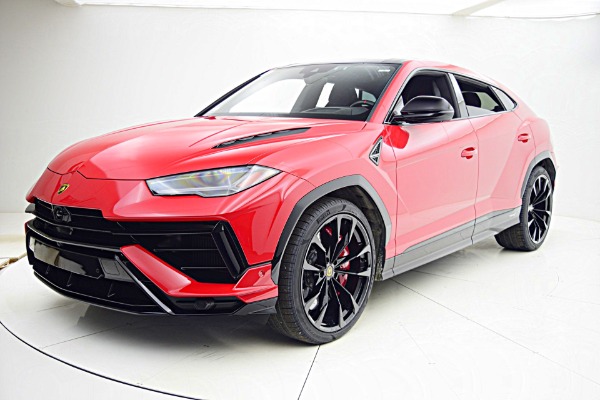 Lamborghini Urus's photo