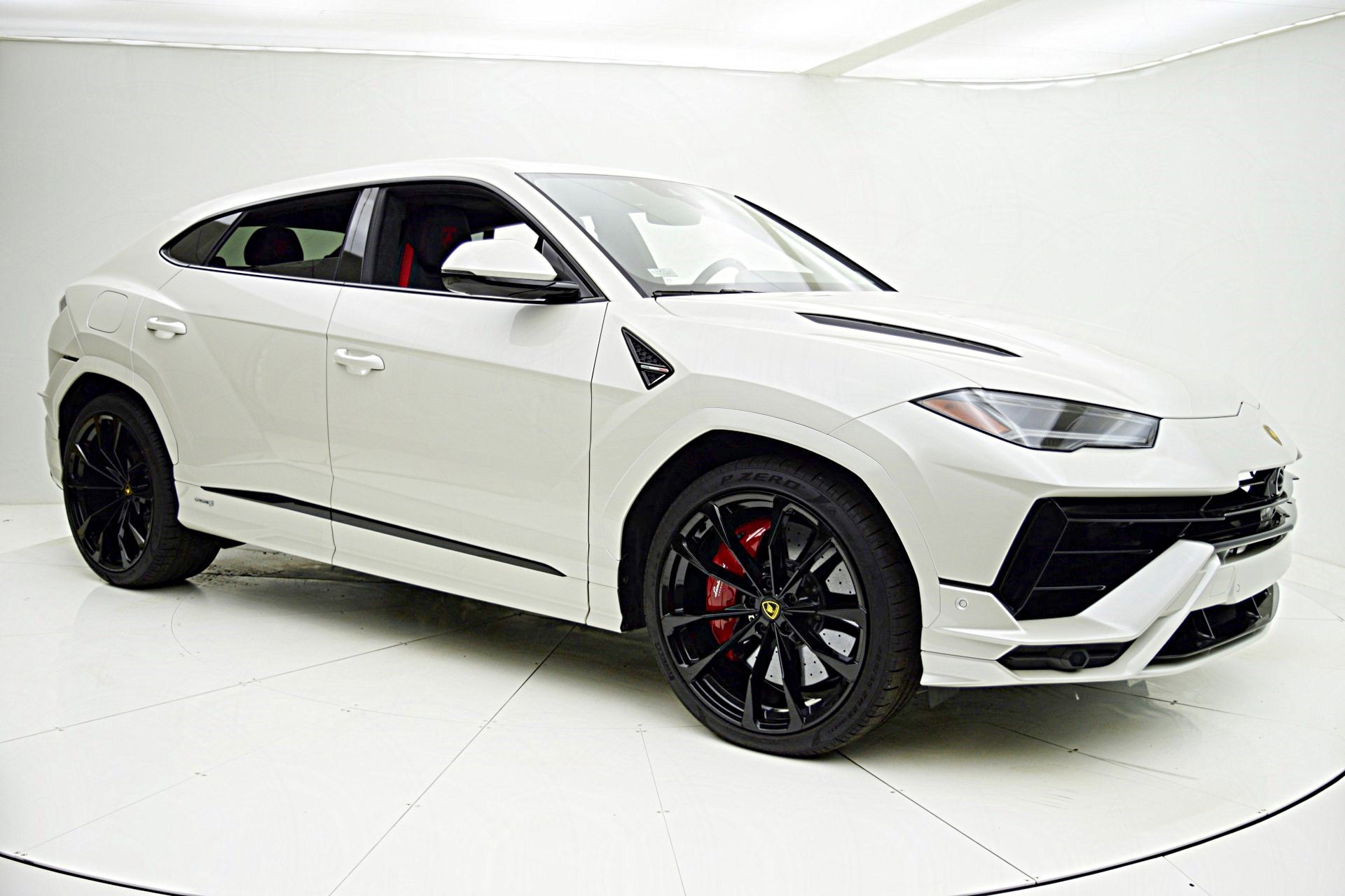 2024 Lamborghini Urus S photo 15