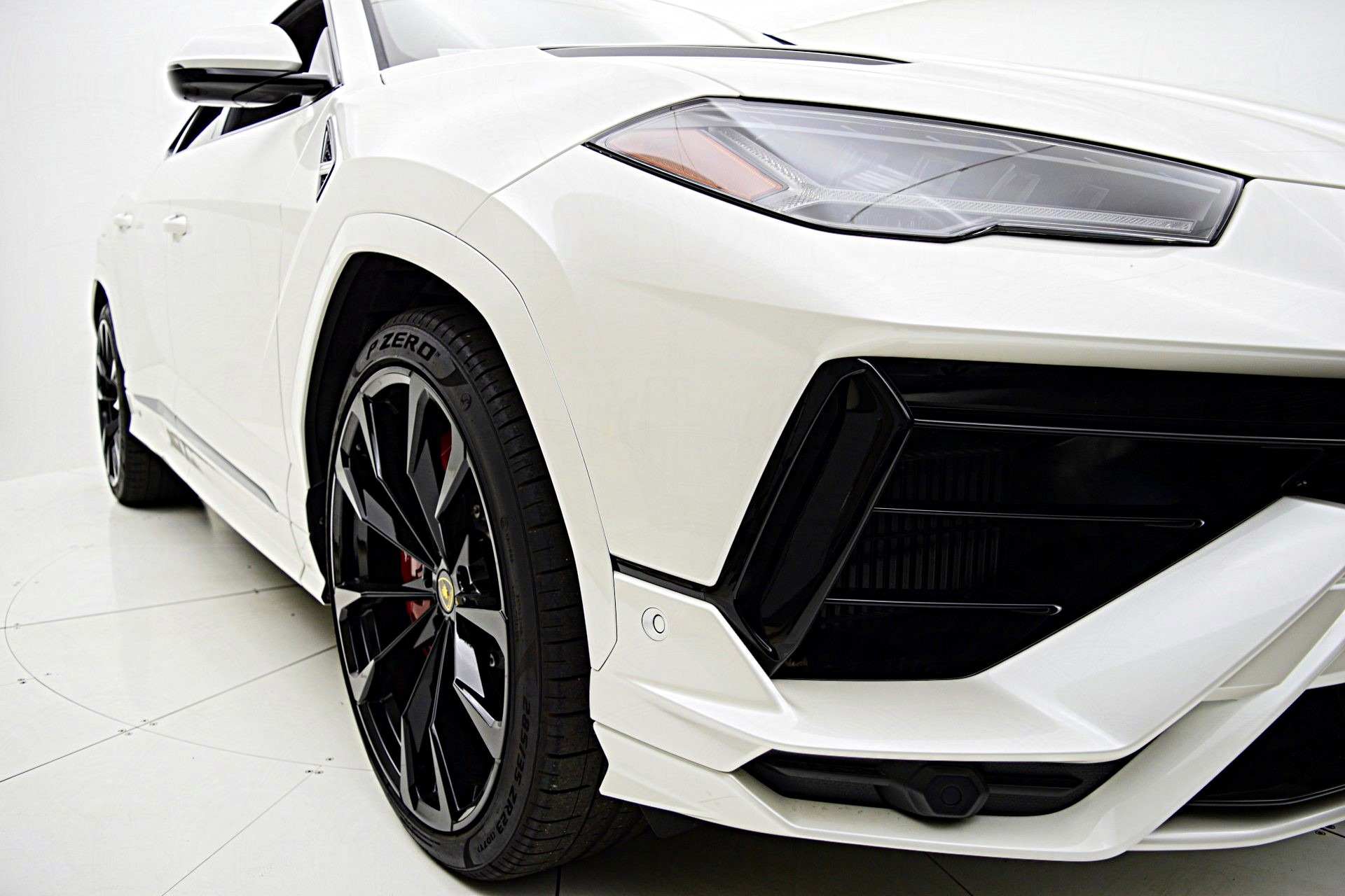 2024 Lamborghini Urus S photo 18