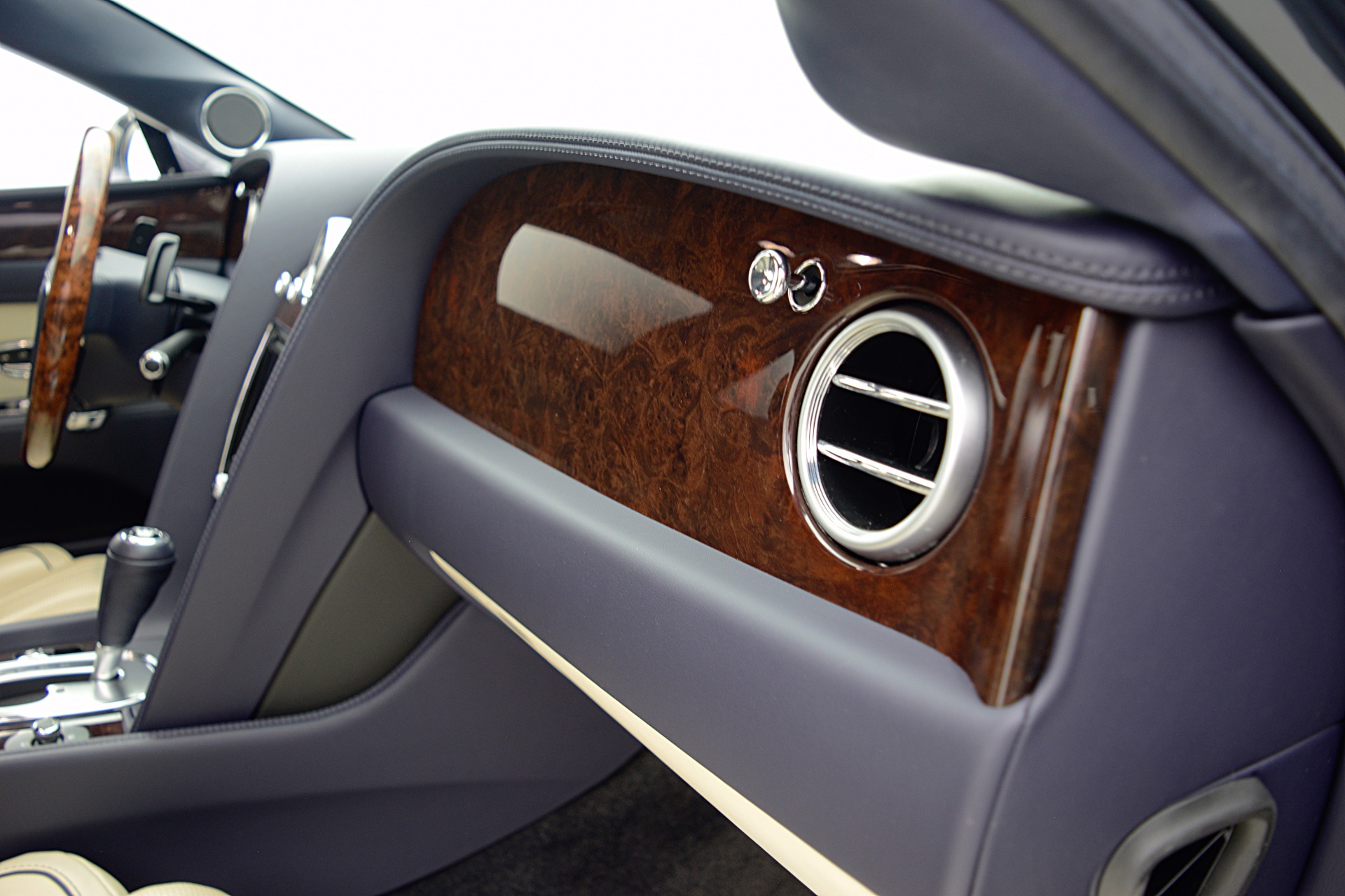 2015 Bentley Flying Spur Base photo 31