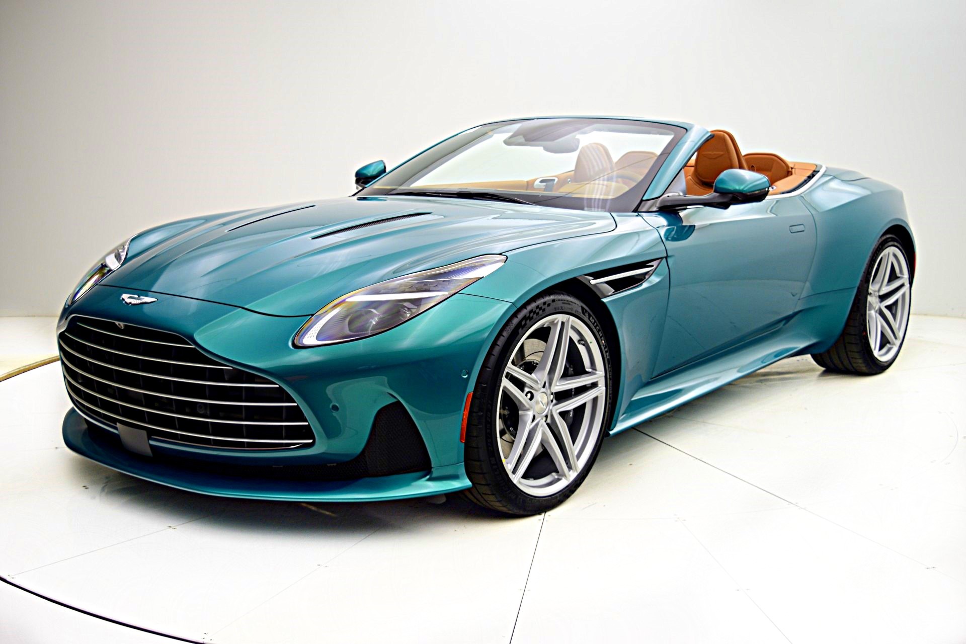 New 2025 Aston Martin DB12 Volante for sale $282,200 at F.C. Kerbeck Aston Martin in Palmyra NJ 08065 2