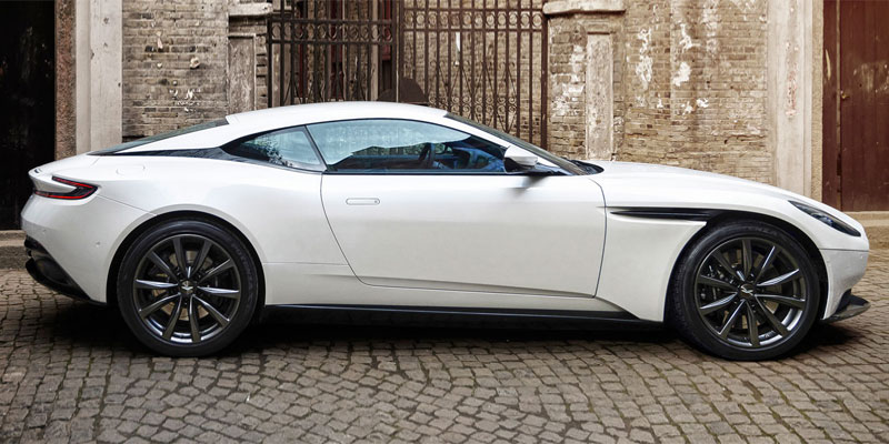 DB11 V8 Coupe